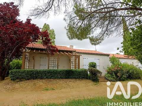 Vente maison 5 pièces Vérines 17