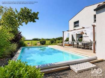 Maison 5 pièces 134 m² · à Vérines · 134 m² · 410 000 €