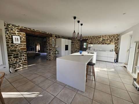 Vente maison 8 pièces Vern-sur-Seiche 35