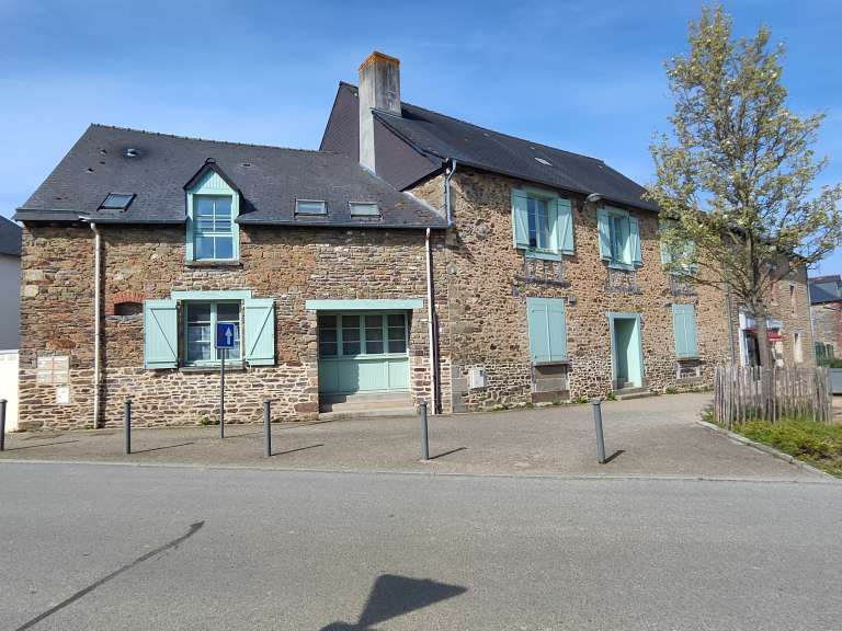 Vente maison 13 pièces