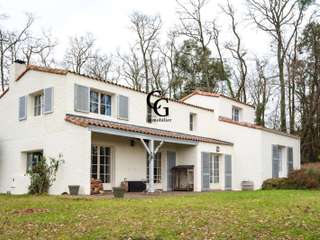 Vente maison 9 pièces