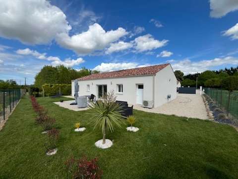 Vente maison 5 pièces Vervant 17