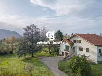 Vente maison 10 pièces Vétraz-Monthoux 74