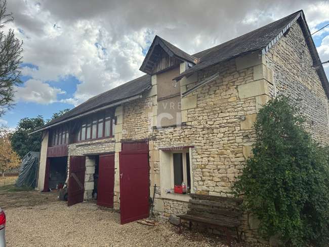 Maison 4 pièces 100 m² · à Vézières · 100 m² · 88 000 €