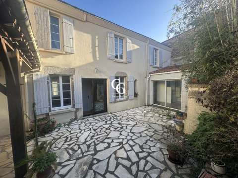 Vente maison 5 pièces Vieillevigne 44