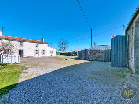 Vente maison 5 pièces Vieillevigne 44