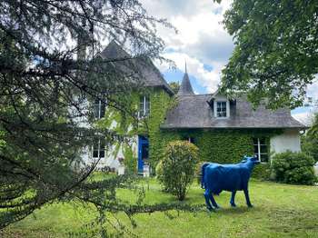 Maison 9 pièces 209 m² · à Vigeois · 209 m² · 529 000 €