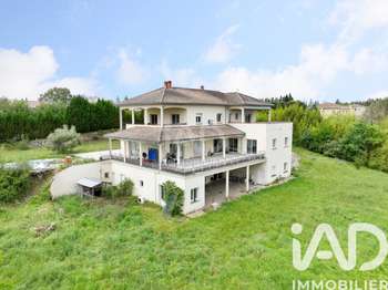 Vente maison 9 pièces