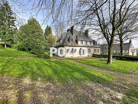 Vente maison 10 pièces Villedieu-les-Poeles 50