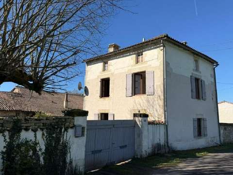 Vente maison 3 pièces Villefagnan 16