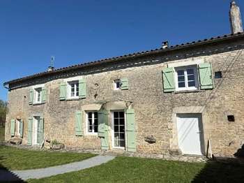Vente maison 5 pièces Villefagnan 16