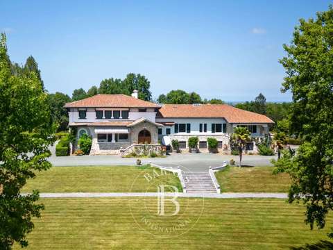 Vente maison 12 pièces Villefranque 64