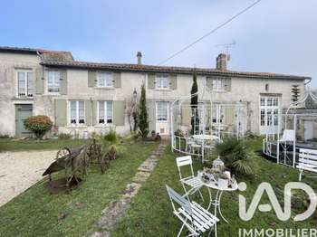 Vente maison 8 pièces Villemain 79