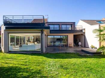 Maison 5 pièces 170 m² · à Villeneuve-d'Ascq · 170 m² · 700 000 €