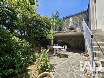 Vente maison 7 pièces Villeneuve-de-Berg 07