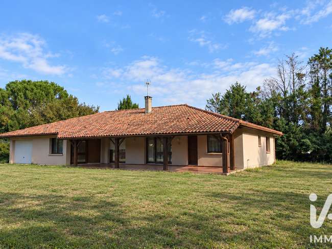 Maison 5 pièces 147 m² · à Villeneuve-de-Marsan · 147 m² · 255 000 €