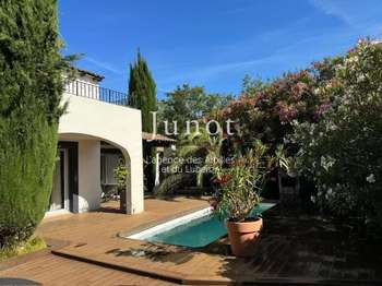 Vente maison 6 pièces Villeneuve-lès-Avignon 30
