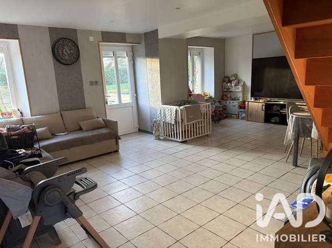 Maison 5 pièces 127 m² · à Villiers-Fossard · 127 m² · 152 000 €
