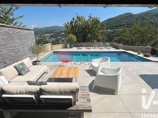 Vente maison 9 pièces