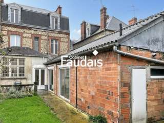 Vente maison 8 pièces