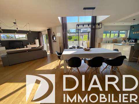 Vente maison 8 pièces