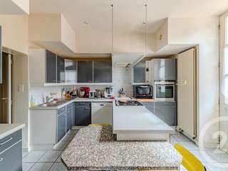 Vente maison 12 pièces