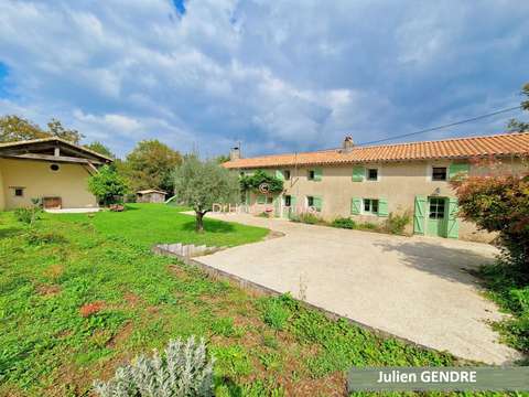 Vente maison 7 pièces Vitré 79