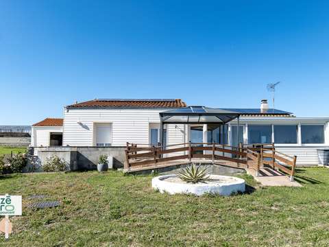 Vente maison 5 pièces Vix 85