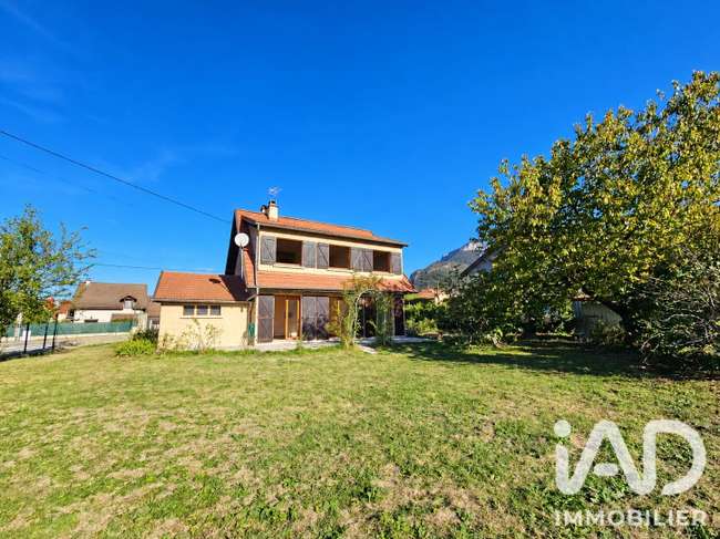 Maison 5 pièces 106 m² · à Voreppe · 106 m² · 300 000 €