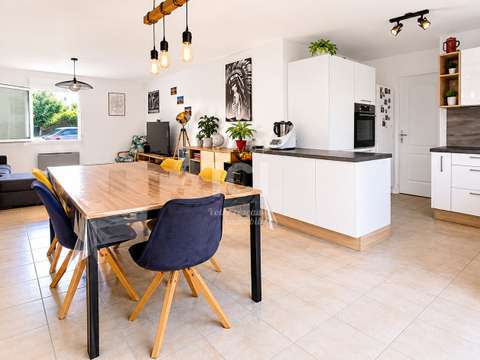 Vente maison 4 pièces Vue 44