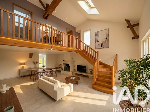 Vente maison 8 pièces Yves 17