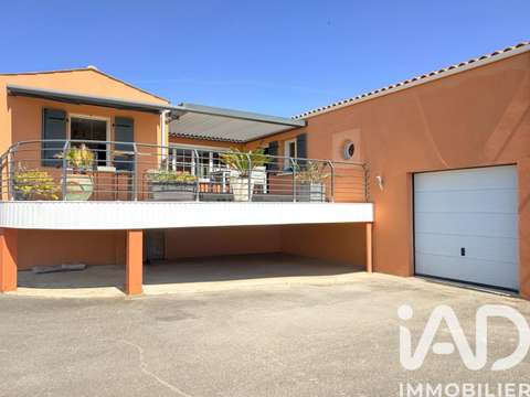 Vente maison 5 pièces Yves 17