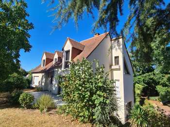 Vente maison 8 pièces Yvré-l'Évêque 72