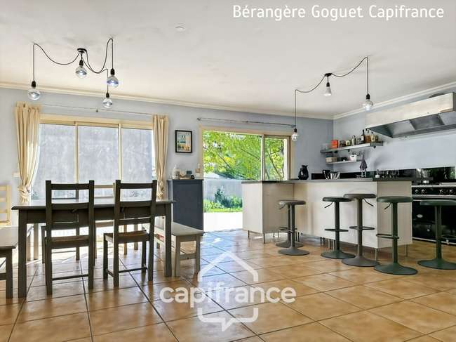 Vente maison 8 pièces