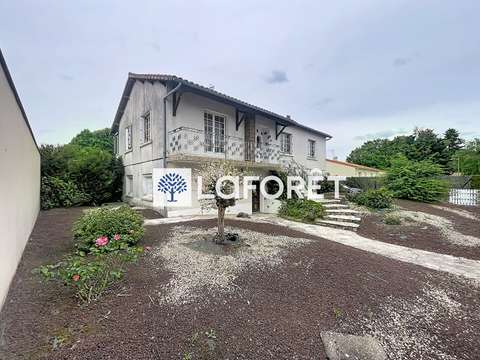 Vente maison 6 pièces Yzernay 49