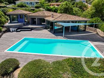 Maison 7 pièces 247 m² · à Zonza · 247 m² · 1 990 000 €