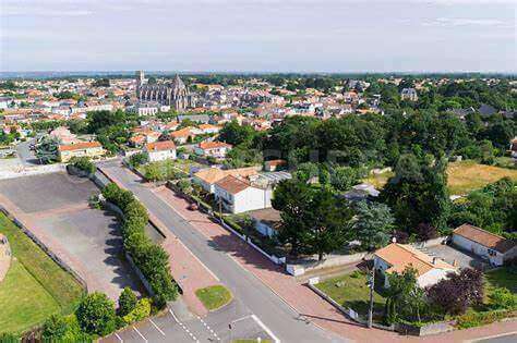 Vente de terrain Aizenay 85