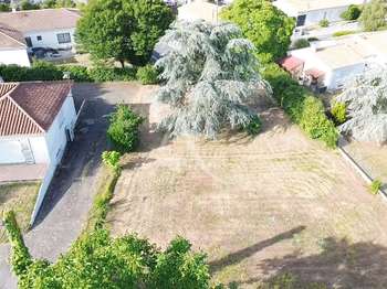 Vente de terrain Aizenay 85