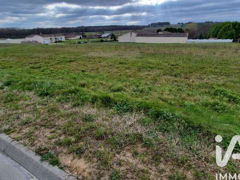 Vente de terrain Allas-Bocage 17