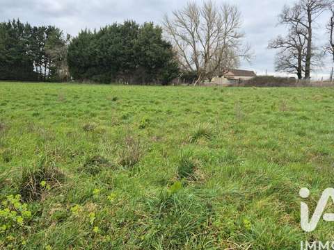 Vente de terrain Allas-Bocage 17