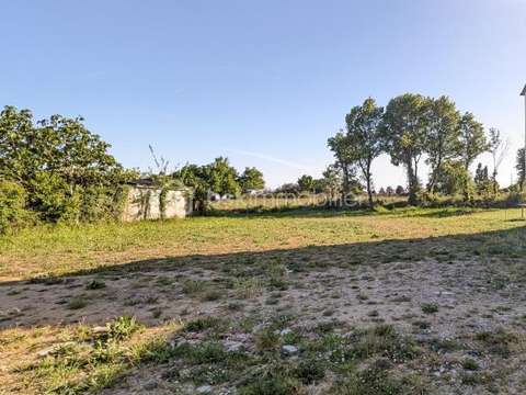 Vente de terrain Ambon 56