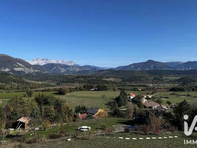 Terrain 1441 m² · à Aspremont · 1 441 m² · 79 500 €