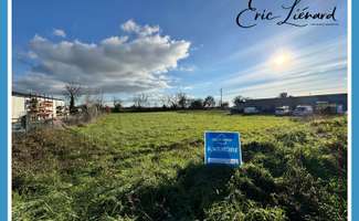 Photo Vente de terrain Azay-le-Brûlé