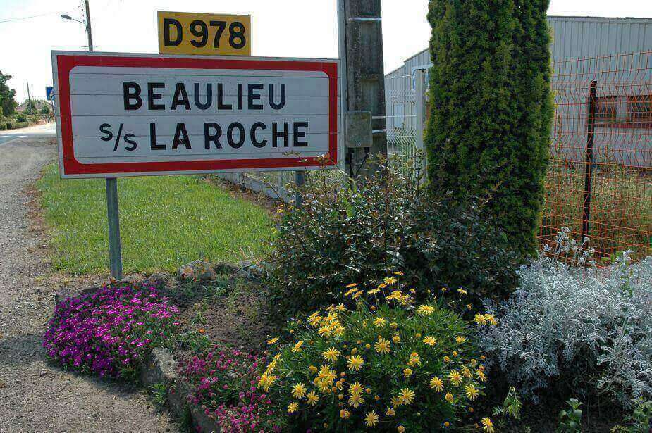 Vente Terrain à Beaulieu-sous-la-Roche (85190) : à vendre / Beaulieu ...