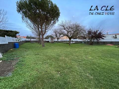 Vente de terrain Benet 85
