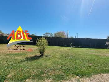 Vente de terrain Benet 85