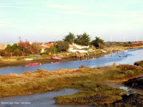 Vente de terrain Brem-sur-Mer 85
