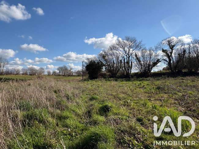 Terrain 670 m² · à Caouënnec-Lanvézéac · 670 m² · 35 000 €