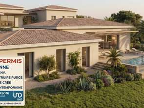 Vente Terrain 716 m&sup2;Carqueiranne