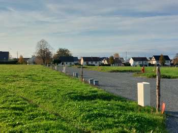 Vente de terrain Commer 53